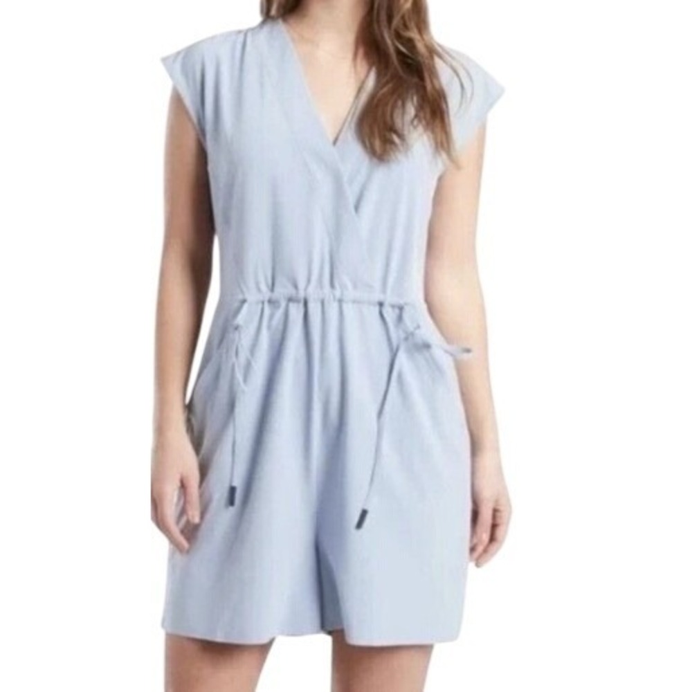 Athleta Womens M Marlow Romper in Light GrayBlue